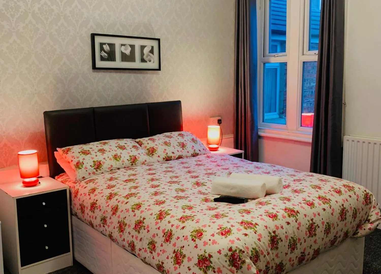 Aindale Hotel Blackpool contacts